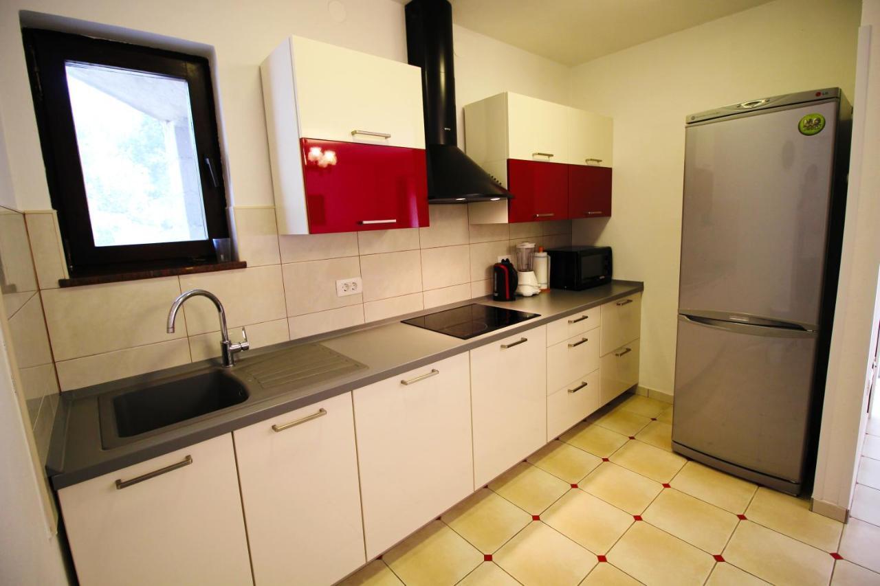 Apartment Duda Petrcane Ngoại thất bức ảnh
