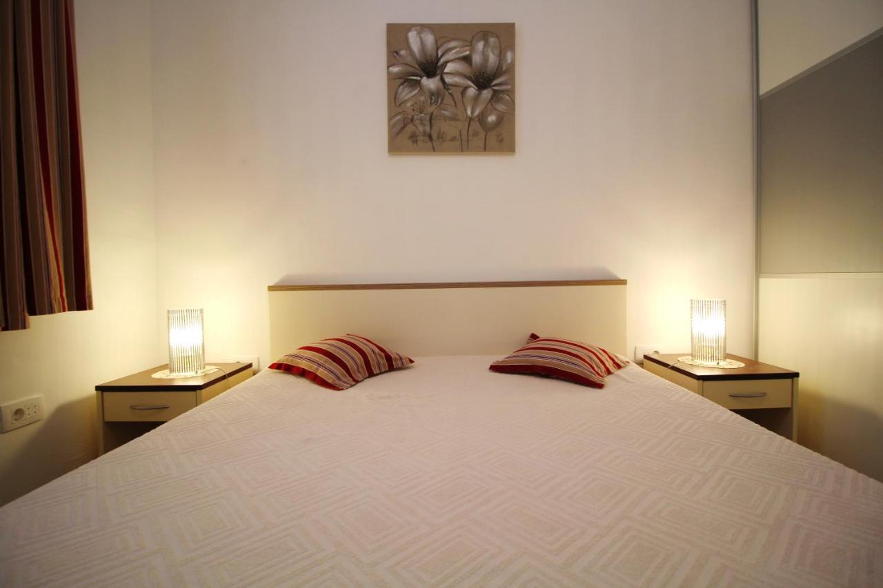 Apartment Duda Petrcane Ngoại thất bức ảnh