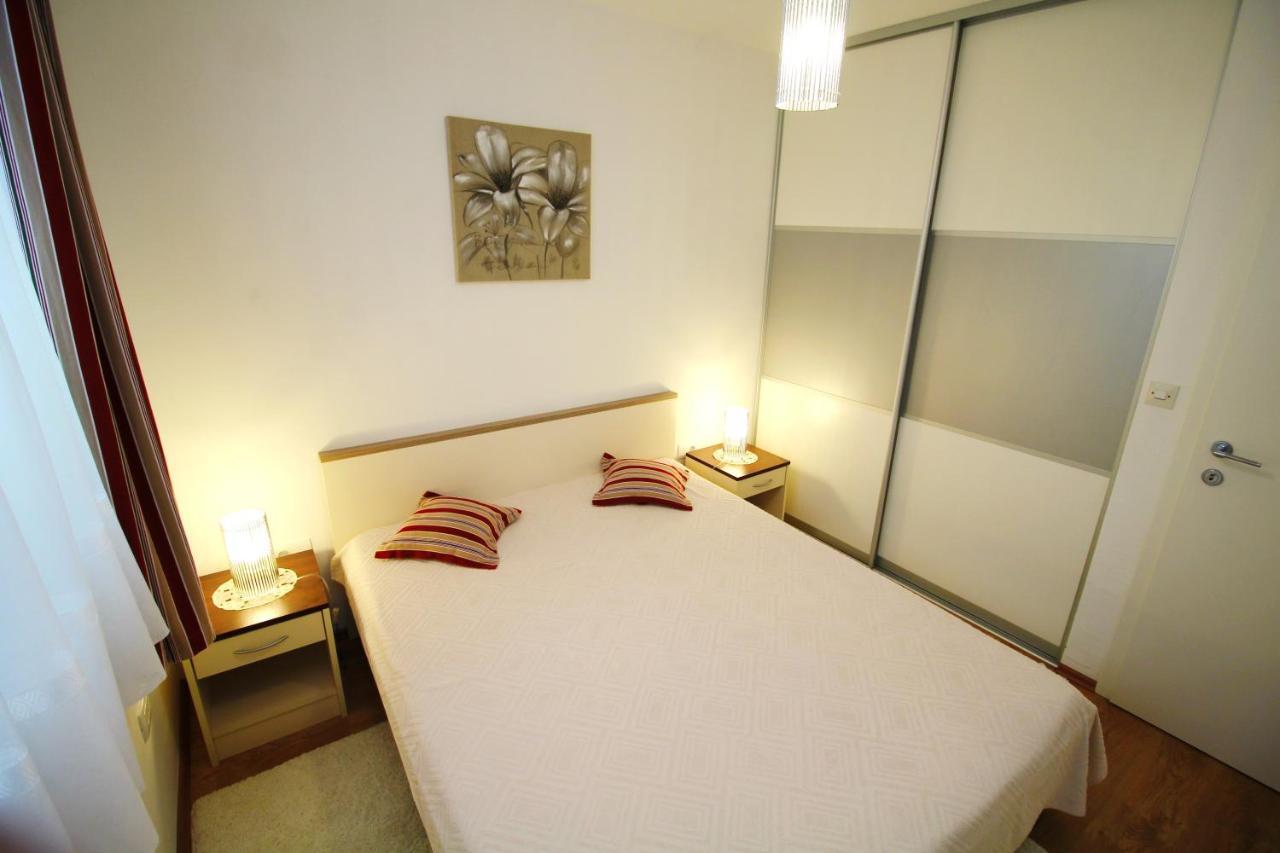 Apartment Duda Petrcane Ngoại thất bức ảnh